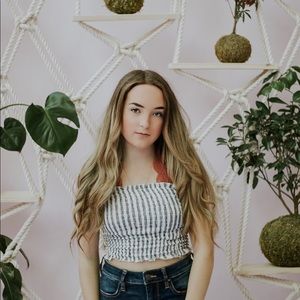 Meet your Posher, Lauren